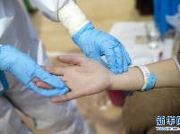 以中医治疗为主的武汉江夏方舱医院 