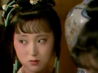 ＂最美黛玉＂陳曉旭早年視頻曝光 氣質溫婉