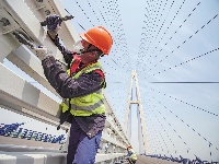 武汉：复工复产干劲足