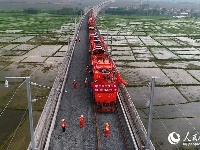全国在建最北高寒高铁正式进入铺轨施工
