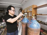 烈火塑琉璃（组图）