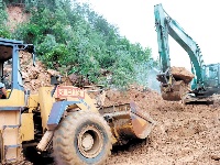 闻“汛”而动 向险而行（组图）