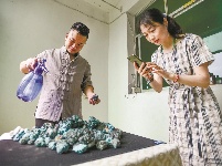 竹山县曹红星：问道绿松石