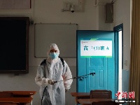 高考在即！消防员深入武汉考点开展全面消杀