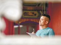 竹山县曹红星：问道绿松石