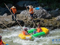 湖北兴山：免费漂流引客来