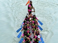 宣恩水运会开幕 贡水河里龙舟竞速