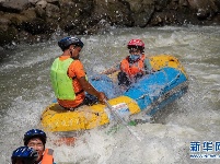 湖北兴山：免费漂流引客来