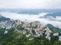 美到窒息！仙境恩施翘首盼你来！