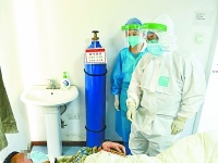 不惧“烤”验，他们干得热火朝天