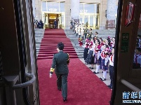 全国抗击新冠肺炎疫情表彰大会在京隆重举行