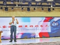 央视《开学第一课》洪山体育馆开讲 