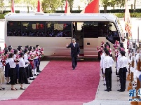 全国抗击新冠肺炎疫情表彰大会在京隆重举行