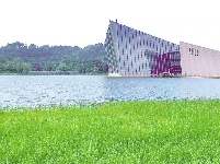 同仇敌忾御外侮 浴血奋战奏凯歌