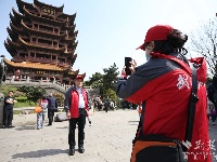 “櫻為武漢 與你湘渝”丨江城芳菲正盛 援鄂醫(yī)護(hù)赴約故地重游