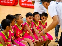 奔跑吧少年！全国“苗苗杯”小篮球赛湖北赛区荆州站成功举办​