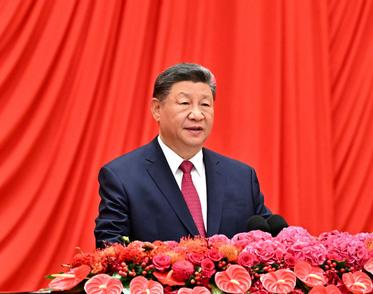习近平等党和国家领导人出席庆祝中华人民共和国成立76周年招待会