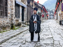 “赓续荆楚文脉 奋力建成支点”2025年网络大V荆楚行活动图片集锦