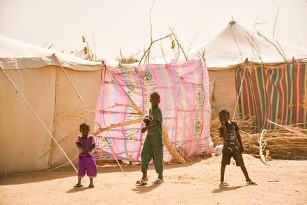 国际慈善机构报告：800万苏丹儿童已失学484天