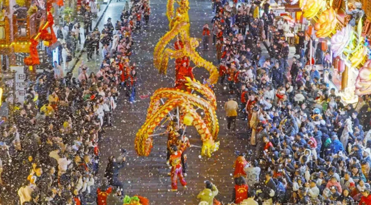 湖北恩施：一城灯火闹元宵