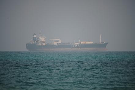 美军：已有21艘船按美军指示掉头返回伊朗