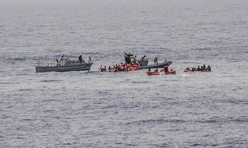 突尼斯附近海域非法移民船倾覆已致11人死亡