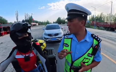 新疆交警妈妈式叮嘱火了